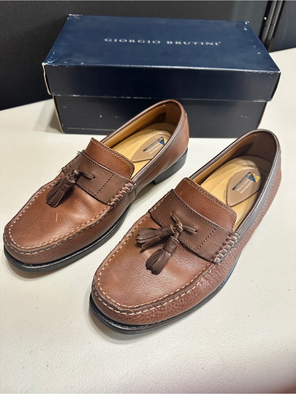 Giorgio Brutini Chestnut Brown Leather Tassel Loafers